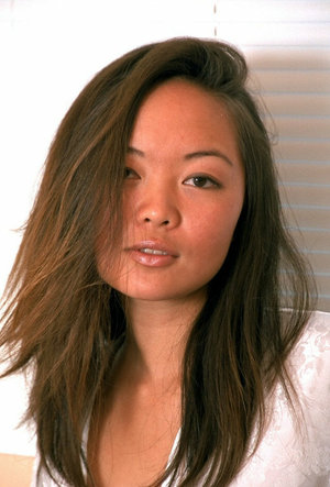 18 year old girl Bella nudeing off a cock in her graduation attire